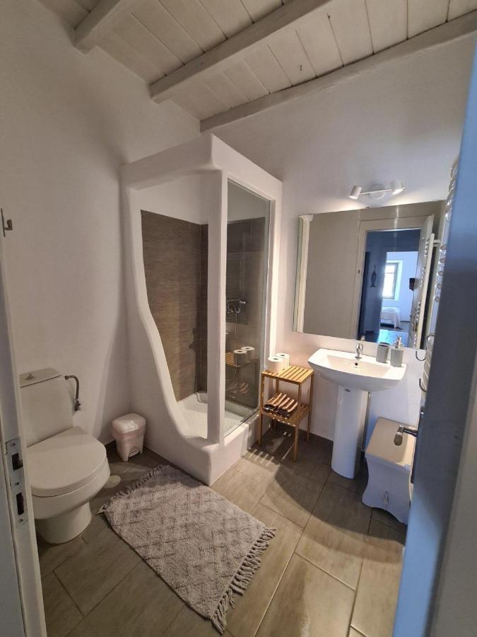 Aviola Mykonos