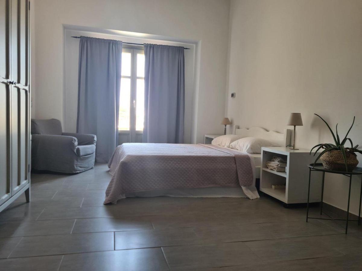 Aviola Mykonos * Ftelia (Mykonos)